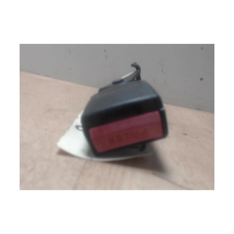 Attache ceinture arriere droit RENAULT MEGANE 2 PHASE 2 d’occasion