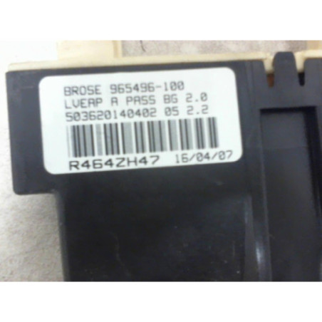 Moteur leve vitre avant droit PEUGEOT 307 PHASE 2 BREAK d’occasion