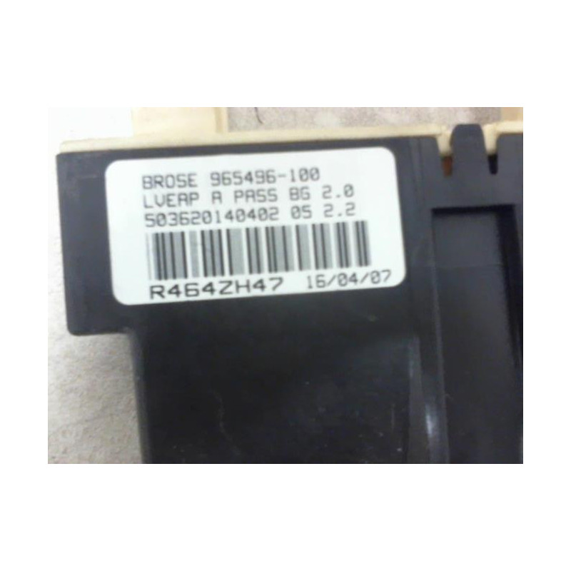 Moteur leve vitre avant droit PEUGEOT 307 PHASE 2 BREAK d’occasion