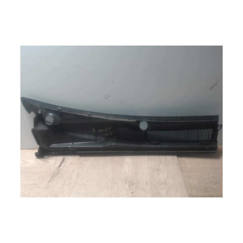 Garniture porte avant gauche TOYOTA YARIS 1 PHASE 2 d’occasion