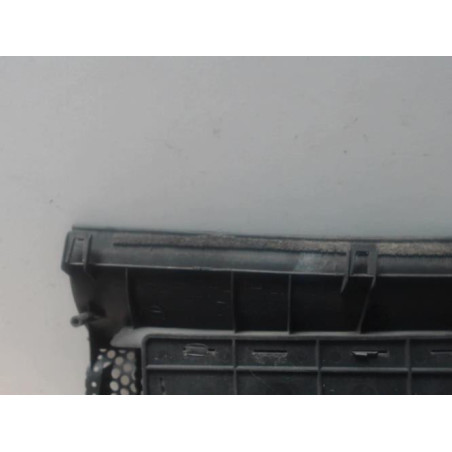 Garniture porte avant droite TOYOTA YARIS 1 PHASE 2 d’occasion