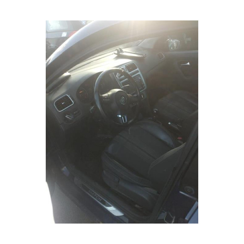 Poignee porte arriere droit VOLKSWAGEN POLO 5 PHASE 1 d’occasion