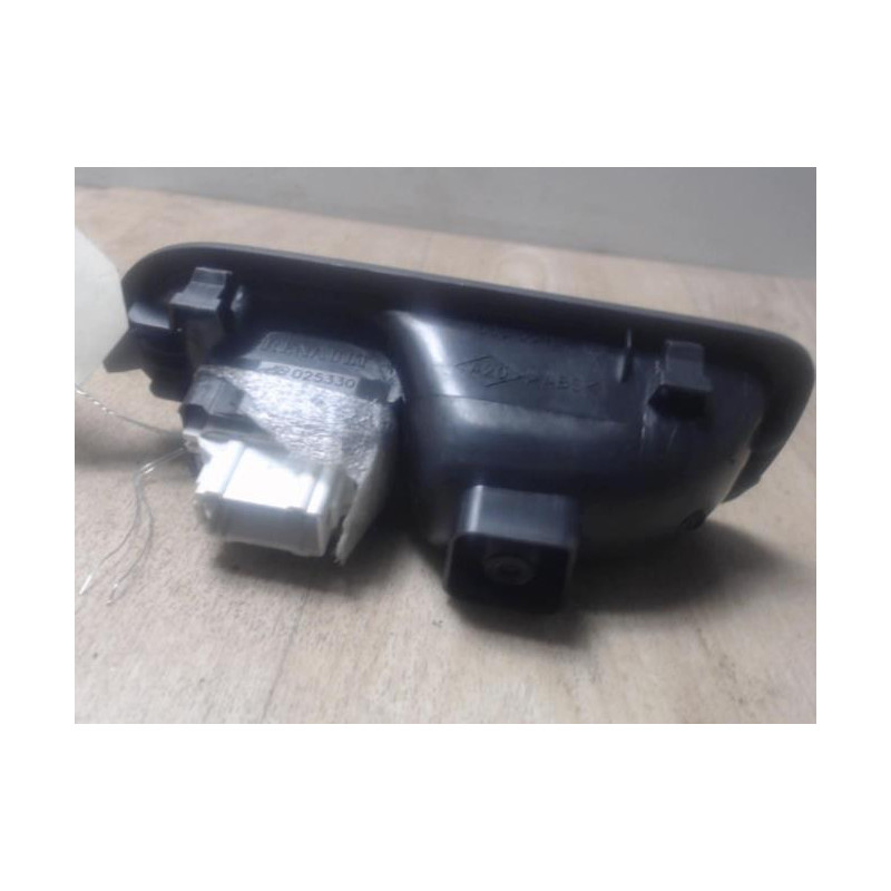 Interrupteur de leve vitre arriere droit RENAULT MEGANE 2 PHASE 2 d’occasion