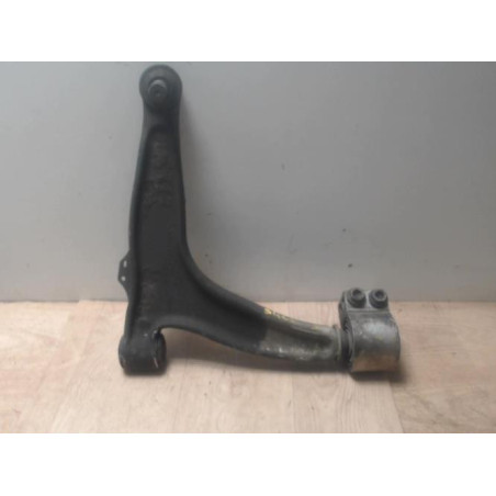 Triangle avant droit SAAB 9.3 2 SPORT HATCH PHASE 2 BREAK d’occasion