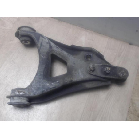 Triangle avant droit RENAULT KANGOO 1 PHASE 1 d’occasion