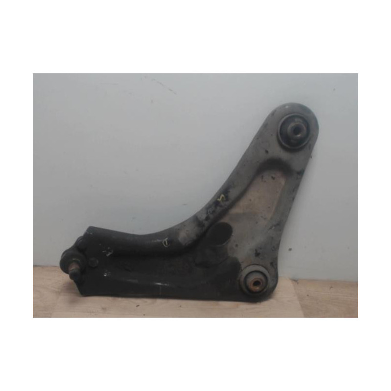 Triangle avant droit CITROEN C3 PICASSO PHASE 1 d’occasion