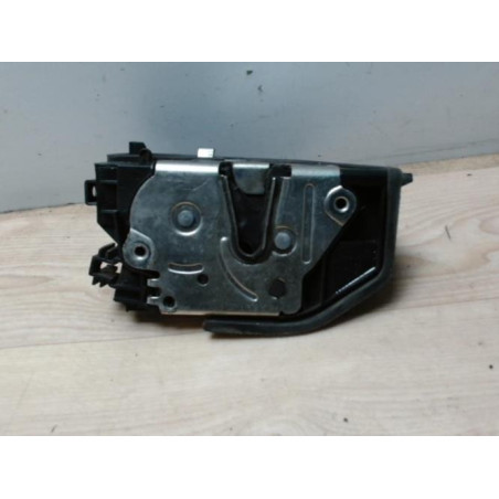 Serrure arriere gauche BMW SERIE 1 E87 PHASE 1 d’occasion