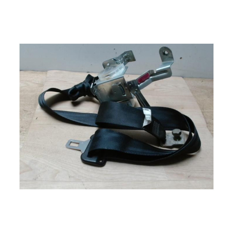Attache ceinture arriere droit FORD PROBE COUPE d’occasion