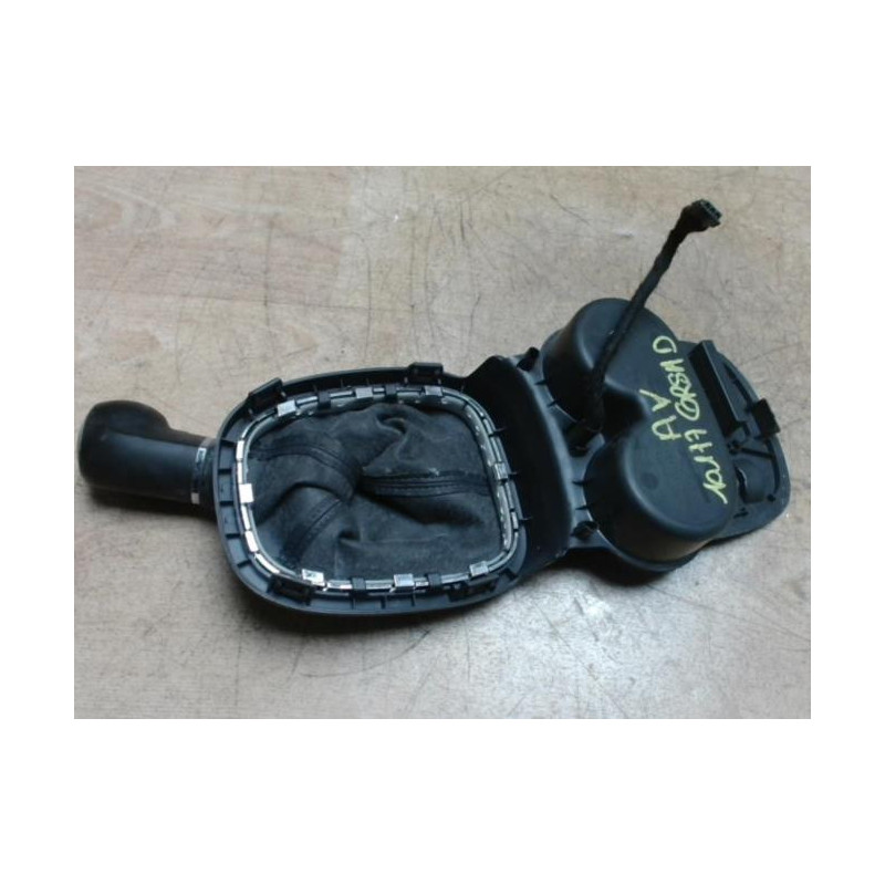 Pommeau de vitesses OPEL CORSA D PHASE 1 d’occasion