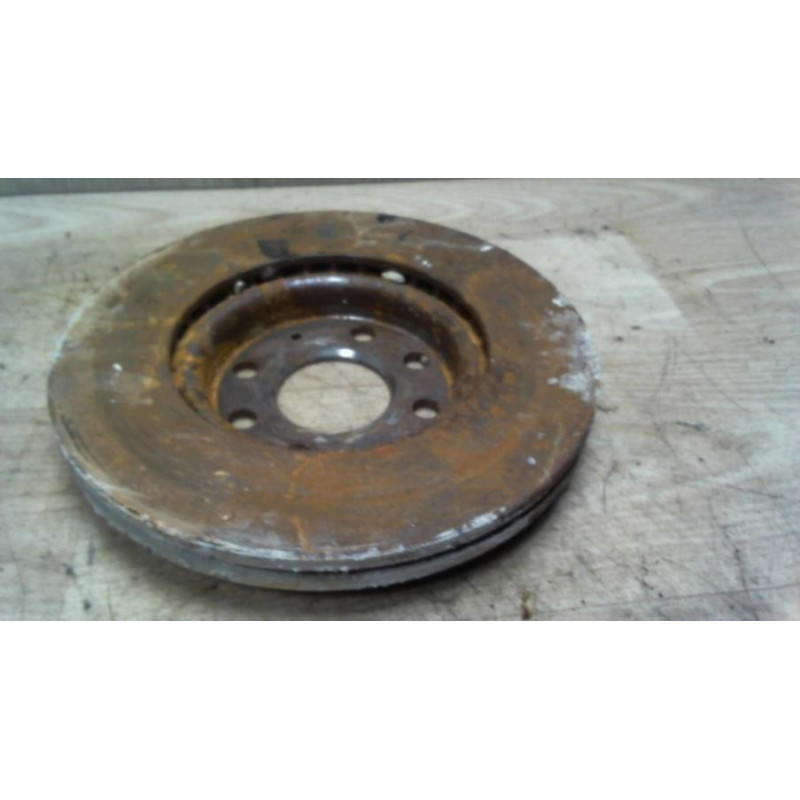 Disque avant gauche (freinage) OPEL CORSA D PHASE 1 d’occasion