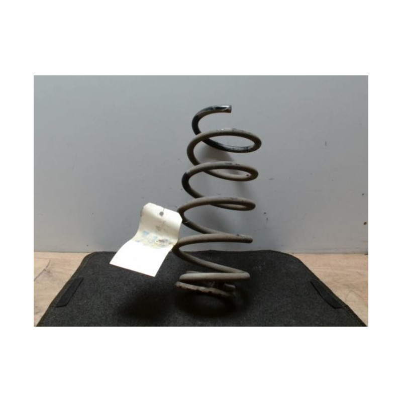 Ressort de suspension arriere droit OPEL CORSA D PHASE 1 d’occasion