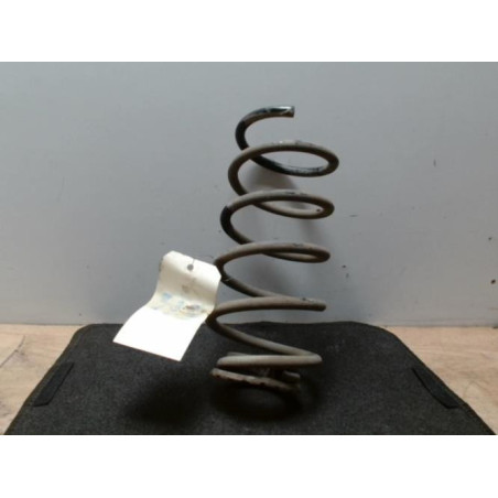 Ressort de suspension arriere droit OPEL CORSA D PHASE 1 d’occasion