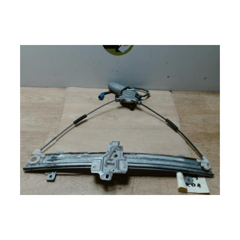 Leve vitre electrique avant droit HONDA CIVIC 7 PHASE 1 d’occasion