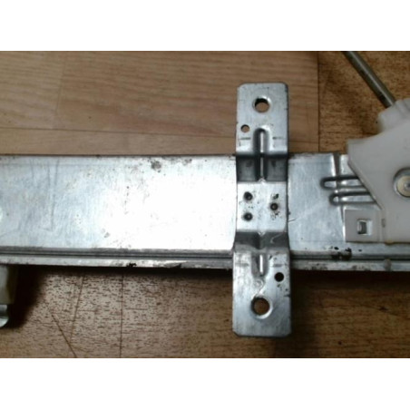 Leve vitre electrique avant droit HONDA CIVIC 7 PHASE 1 d’occasion