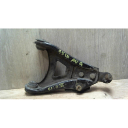 Triangle inferieur avant gauche RENAULT CLIO 2 PHASE 2 d’occasion