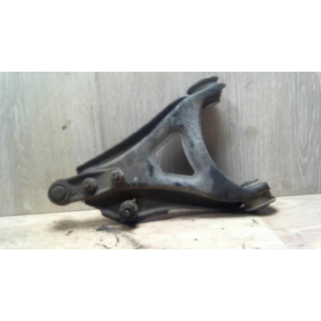 Triangle inferieur avant gauche RENAULT CLIO 2 PHASE 2 d’occasion
