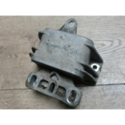 Support moteur gauche VOLKSWAGEN GOLF 4 d’occasion