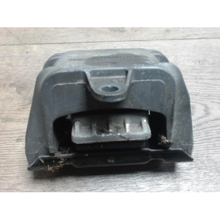 Support moteur gauche VOLKSWAGEN GOLF 4 d’occasion