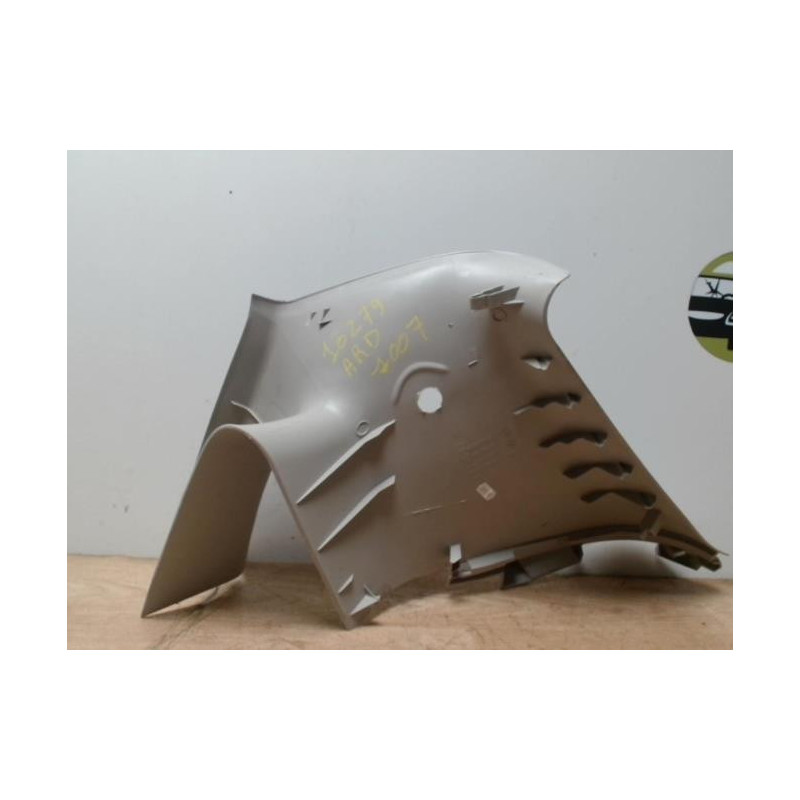 Garniture porte arriere droite PEUGEOT 1007 d’occasion