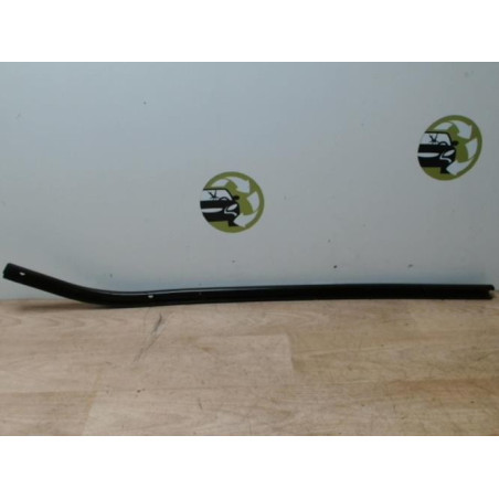 Rail de porte coulissante PEUGEOT 1007 d’occasion