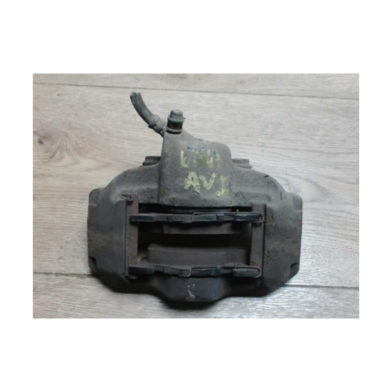 Etrier avant droit (freinage) RENAULT CLIO 1 PHASE 2 d’occasion