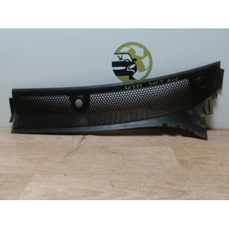 Grille de calandre gauche PEUGEOT 1007 d’occasion