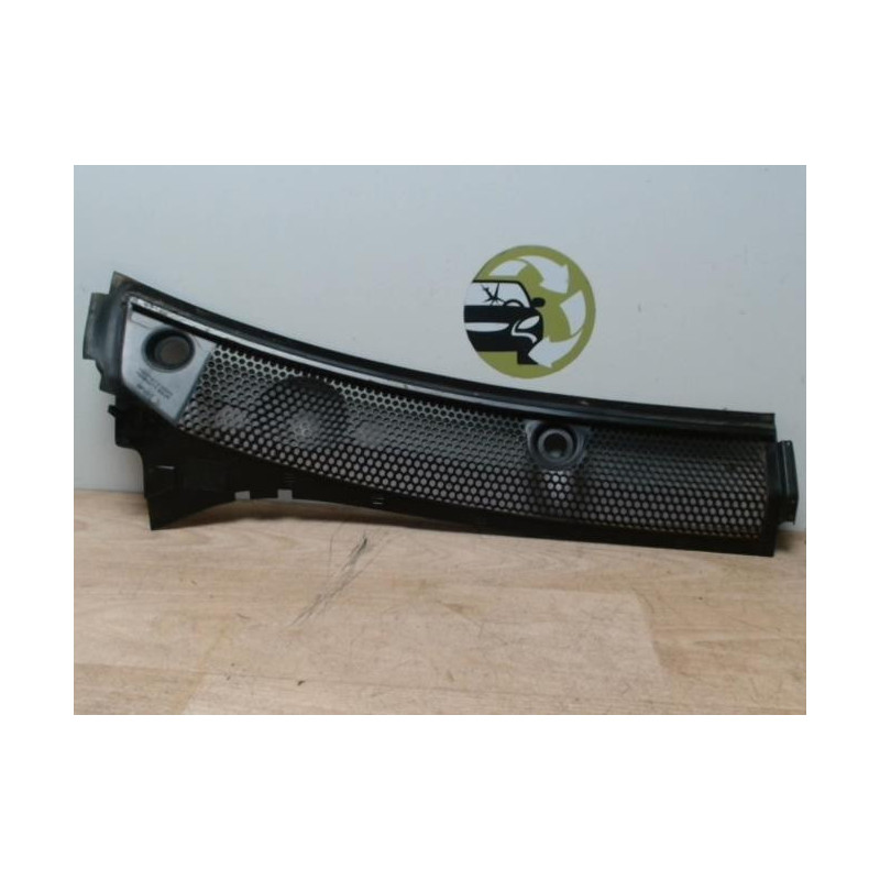 Grille de calandre gauche PEUGEOT 1007 d’occasion