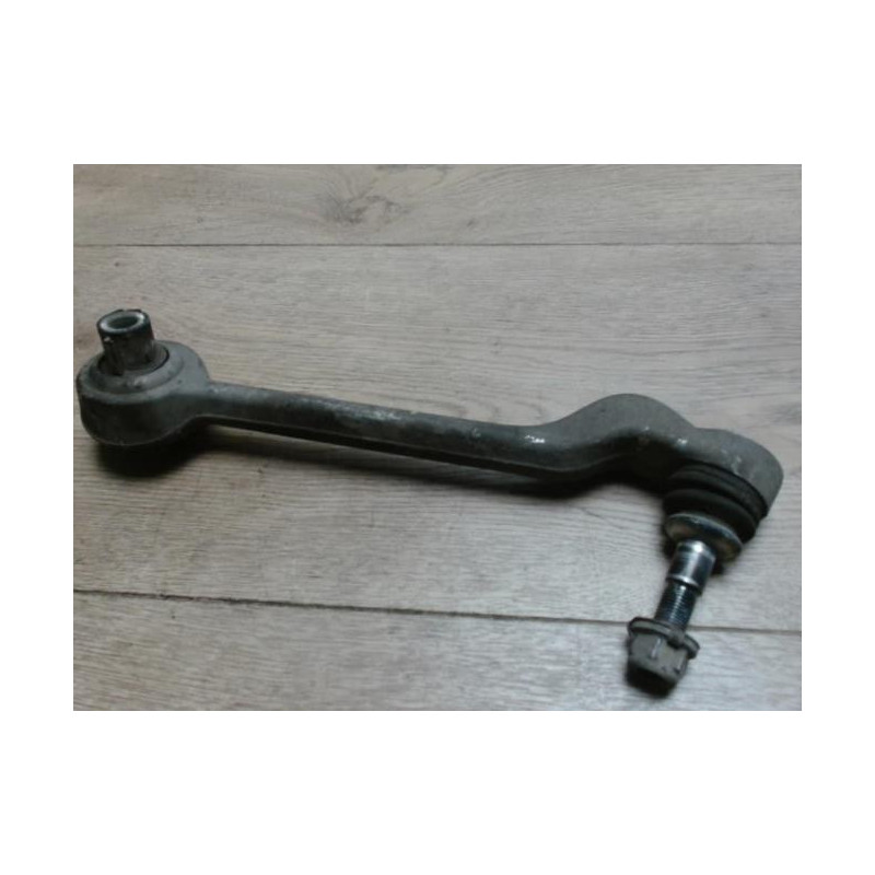 Bras de suspension superieur avant droit BMW SERIE 1 E87 PHASE 1 d’occasion
