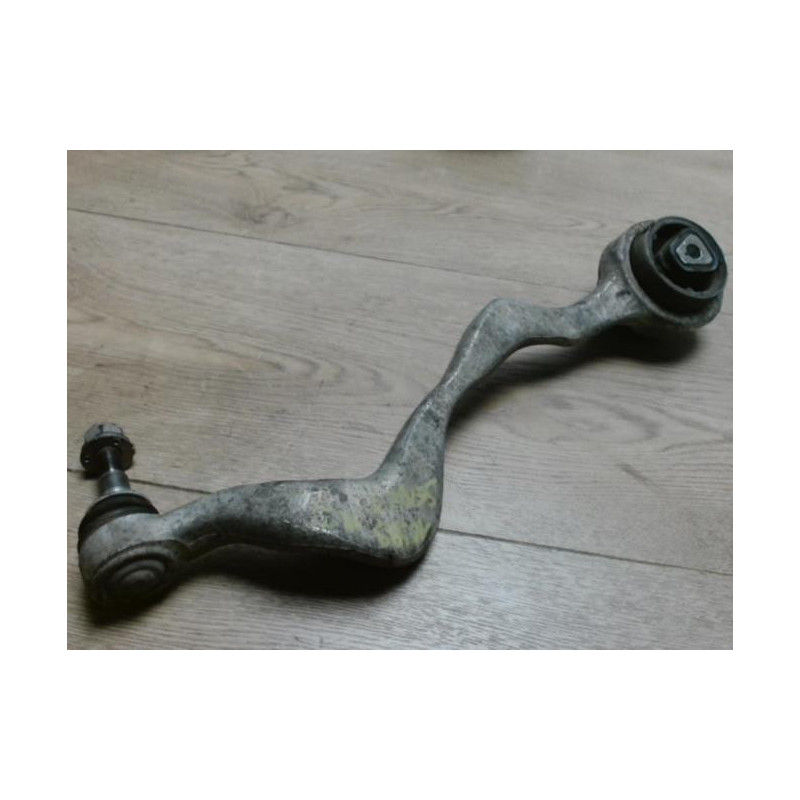 Bras de suspension superieur avant droit BMW SERIE 1 E87 PHASE 1 d’occasion