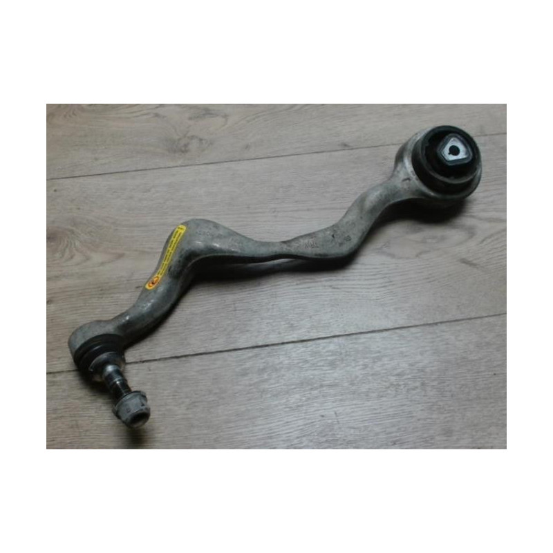 Bras de suspension superieur avant droit BMW SERIE 1 E87 PHASE 1 d’occasion