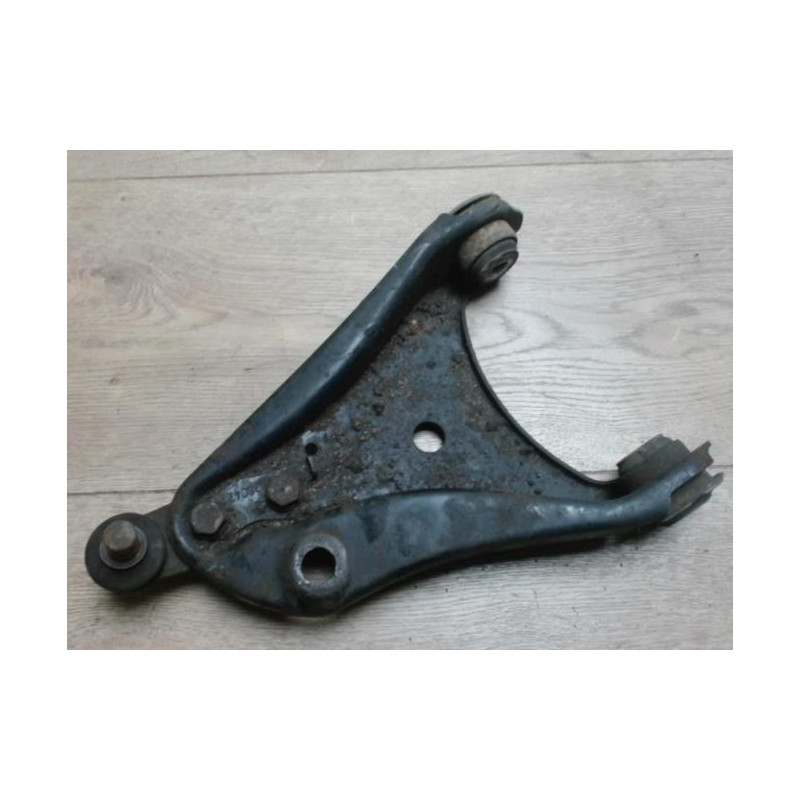 Triangle avant droit BMW SERIE 1 E87 PHASE 1 d’occasion