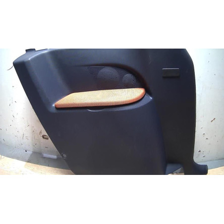 Panneau de porte arriere gauche PEUGEOT 1007 d’occasion
