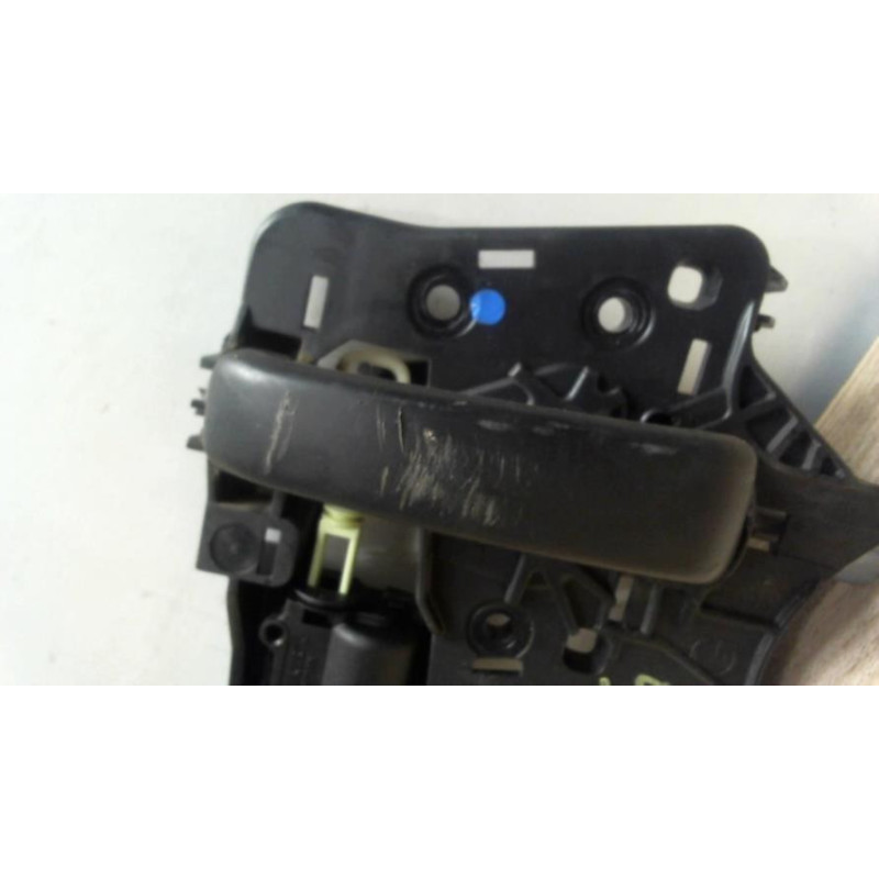 Poignee interieur avant gauche PEUGEOT 1007 d’occasion