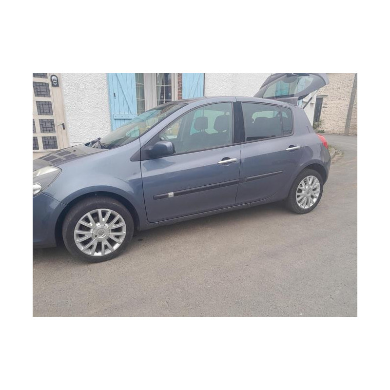 Debitmetre RENAULT CLIO 3 PHASE 1 d’occasion