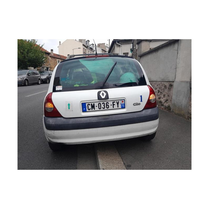 Debitmetre RENAULT CLIO 2 PHASE 2 d’occasion