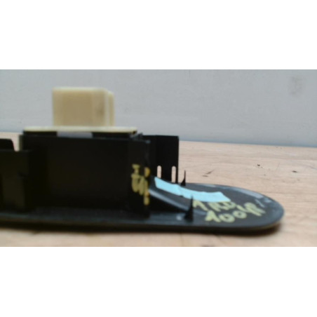 Interrupteur de leve vitre RENAULT CLIO 4 PHASE 1 d’occasion