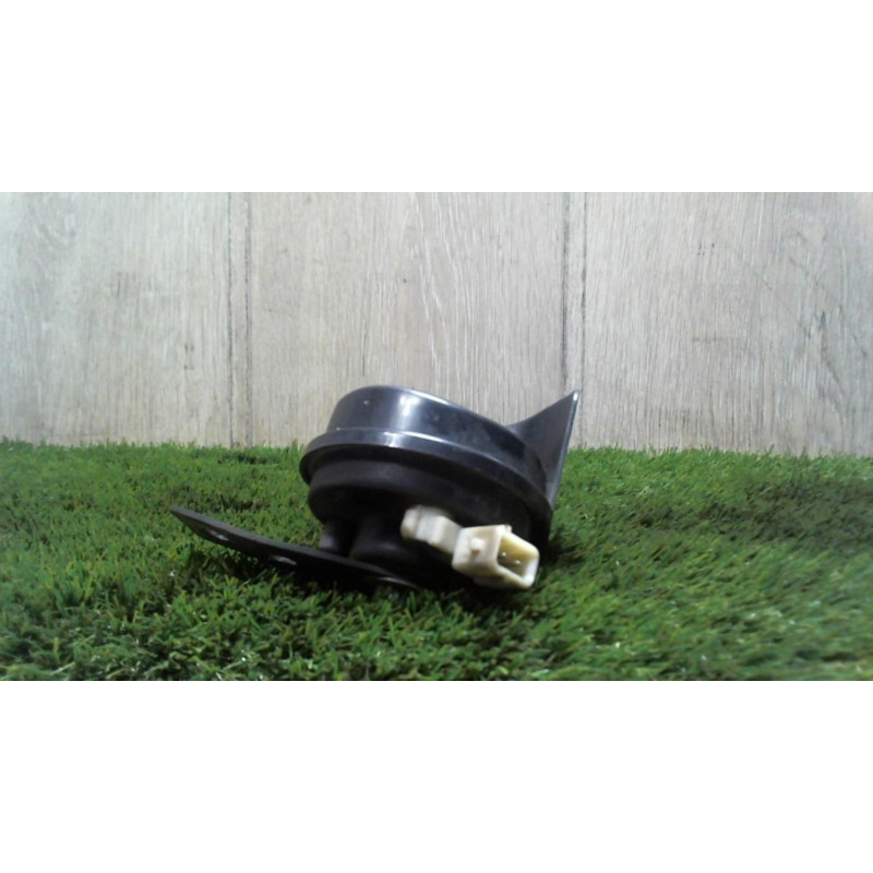 Avertisseur/Klaxon RENAULT CLIO 3 PHASE 1 d’occasion
