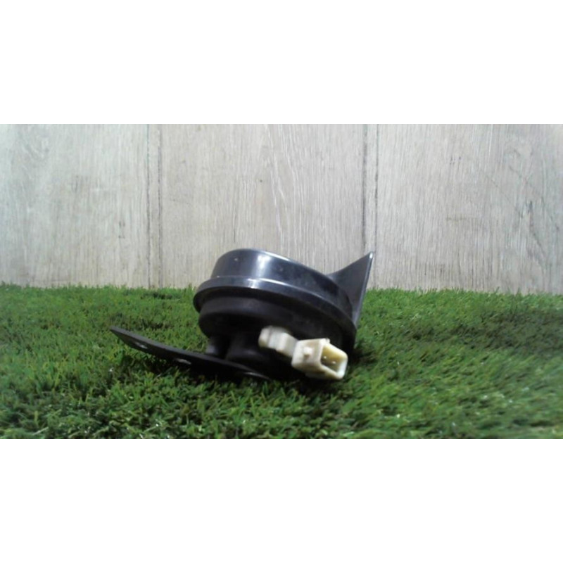 Avertisseur/Klaxon RENAULT CLIO 3 PHASE 1 d’occasion