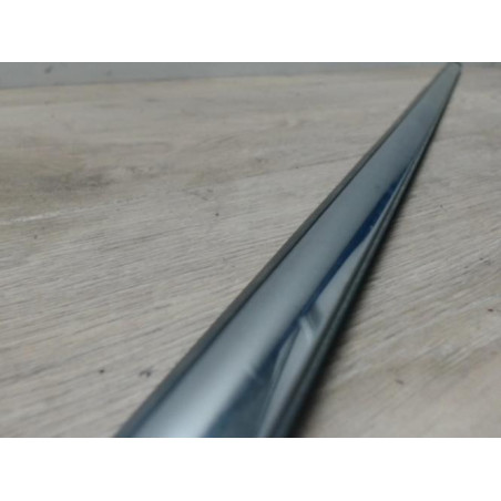 Baguette de porte avant droite MINI MINI 2 R56 PHASE 1 d’occasion