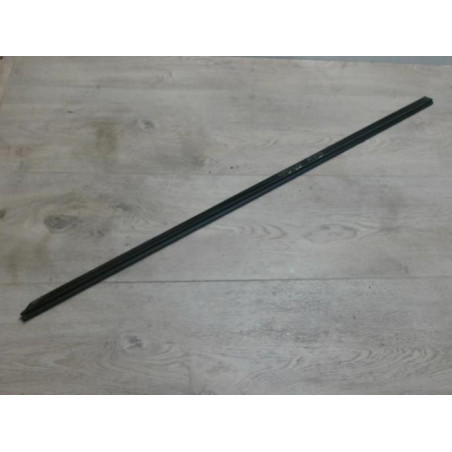 Baguette de porte avant droite MINI MINI 2 R56 PHASE 1 d’occasion