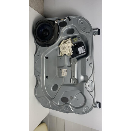 Leve vitre electrique avant droit FORD FOCUS 2 PHASE 1 d’occasion