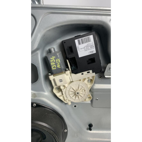 Leve vitre electrique avant droit FORD FOCUS 2 PHASE 1 d’occasion
