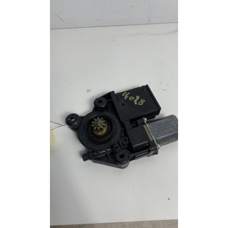 Moteur leve vitre avant droit RENAULT MEGANE 3 PHASE 1 d’occasion
