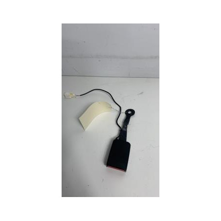 Attache ceinture arriere droit CITROEN C6 d’occasion