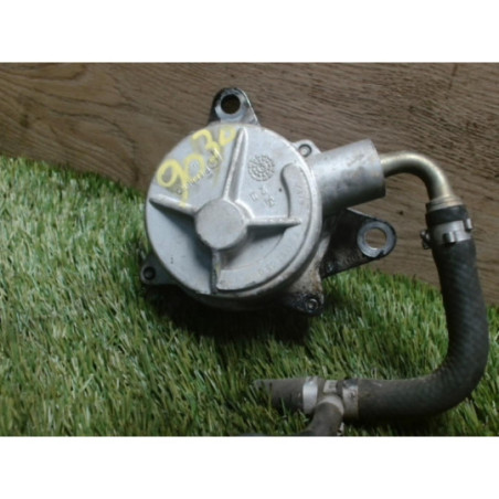 Pompe à vide RENAULT CLIO 2 PHASE 2 d’occasion