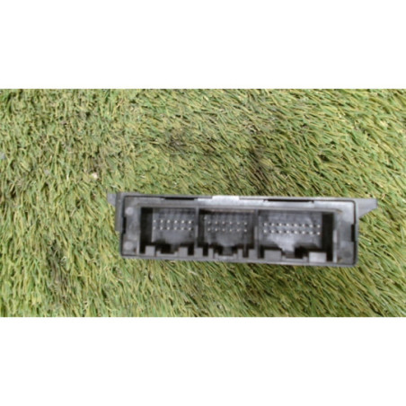 Boitier d'aide au stationnement AUDI A4 3 AVANT PHASE 1 BREAK d’occasion