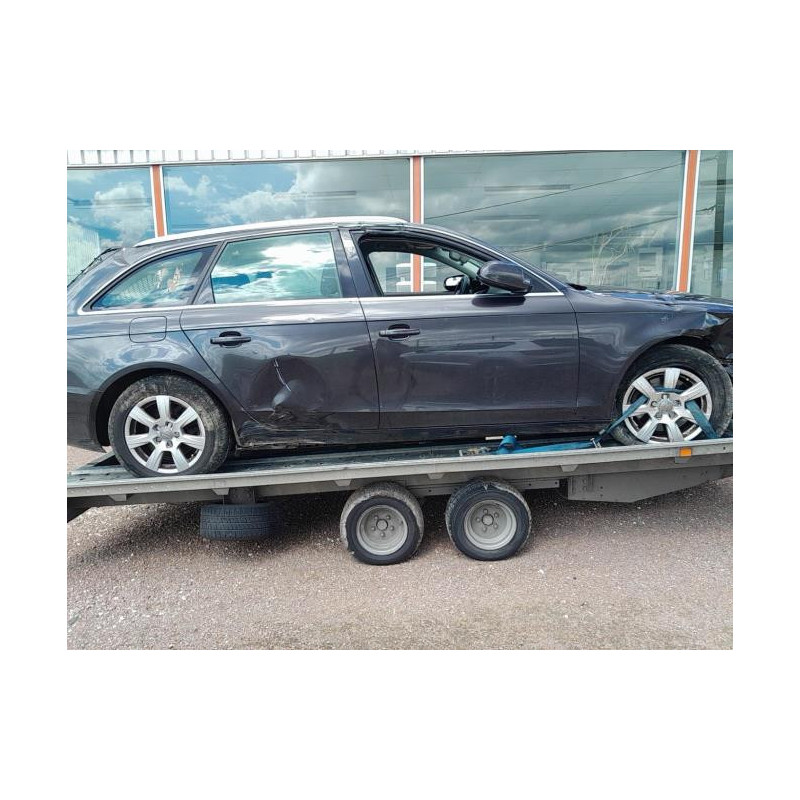 Boitier d'aide au stationnement AUDI A4 3 AVANT PHASE 1 BREAK d’occasion