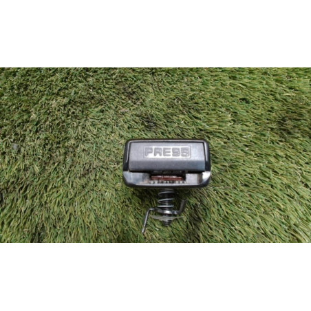 Attache ceinture arriere gauche RENAULT SCENIC 2 PHASE 1 d’occasion