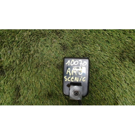Attache ceinture arriere gauche RENAULT SCENIC 2 PHASE 1 d’occasion