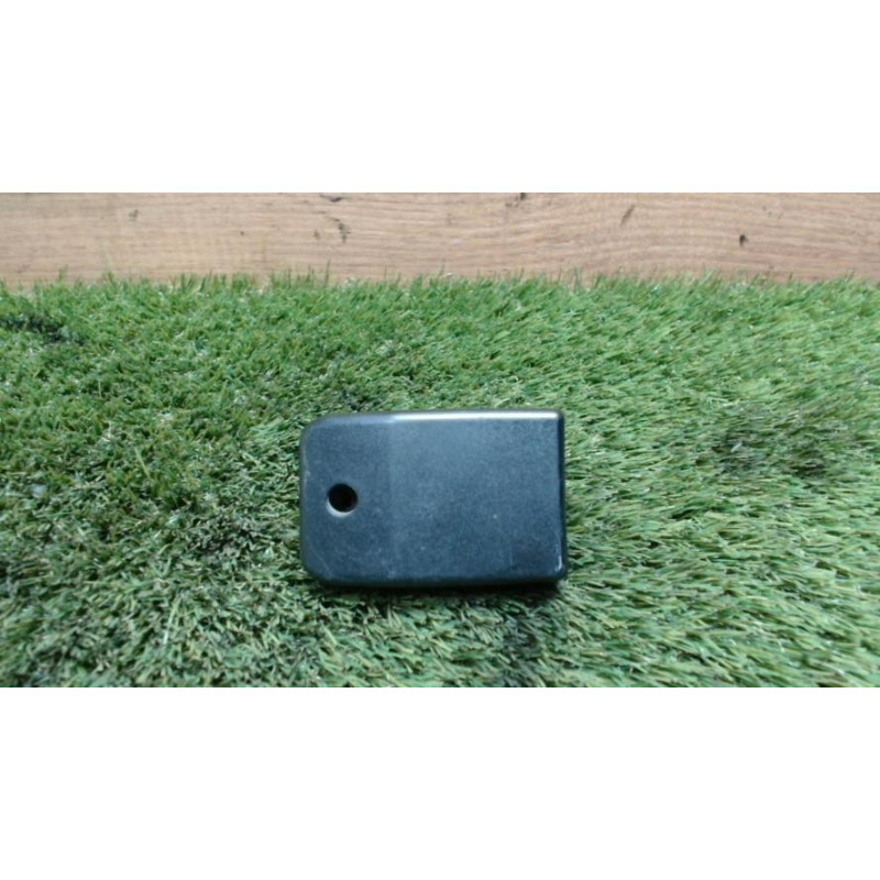 Attache ceinture arriere gauche RENAULT SCENIC 2 PHASE 1 d’occasion